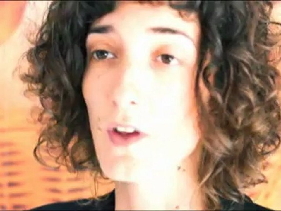 Alexandra DALIAS, responsable de l’Antenne Midi-Pyrénées de Surfrider Fondation.