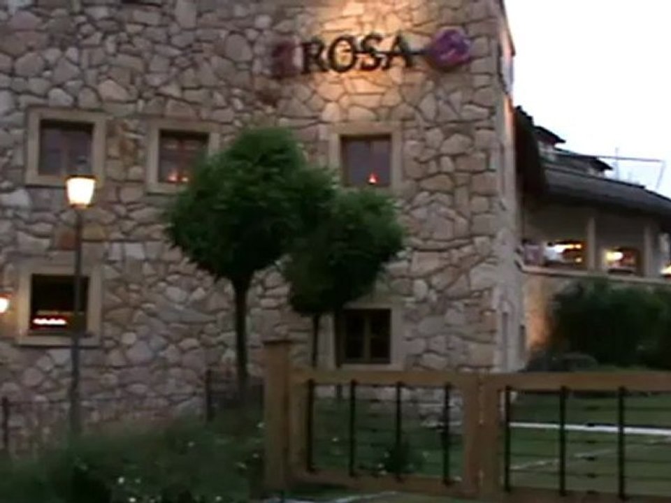 A-ROSA Kitzbühel  von aussen Tirol - Innsbruck, Mittel- und Nordtirol Wellnesshotel Renate Pfülb