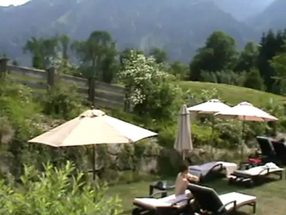 A-ROSA Kitzbühel Tirol Mittel- und Nordtirol Wellnesshotel Hahnenkam mit Renate Pfülb Freibad