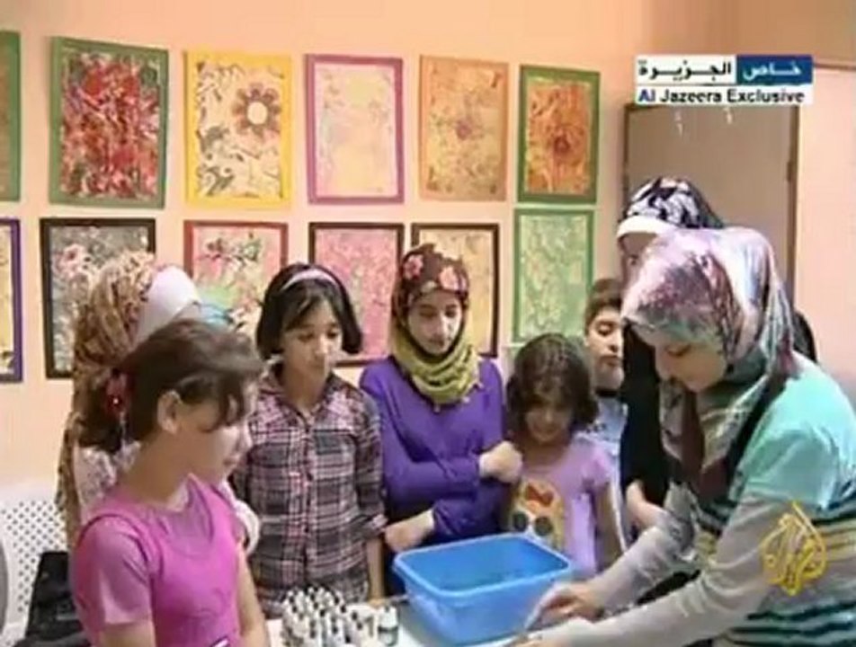 محاولة اللاجئين السوريين التأقلم بمخيمات تركيا