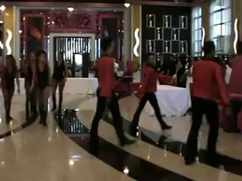 RIU Resort Punta Cana Riu Palace Bavaro Showtanz Halle Rezeption Luxushotel Punta Cana