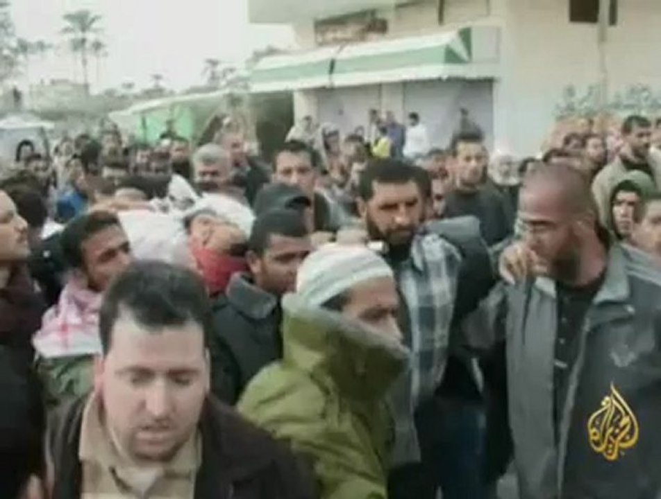 الغارات الجوية الإسرائيلية علي قطاع غزة