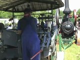 Lanz Standlokomobil treibt Maschine zur Herstellung von Holzschuhen an Teil 02 von 02