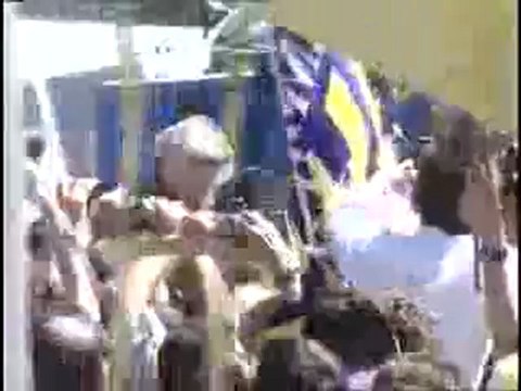 Aziz Yıldırım tahliye oldu - Fenerbahçe taraftarı yalnız bırakmadı