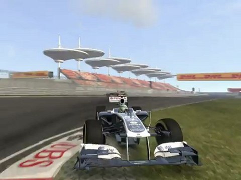 F1 2011 - GP de Chine - Les premiers passages aux stands