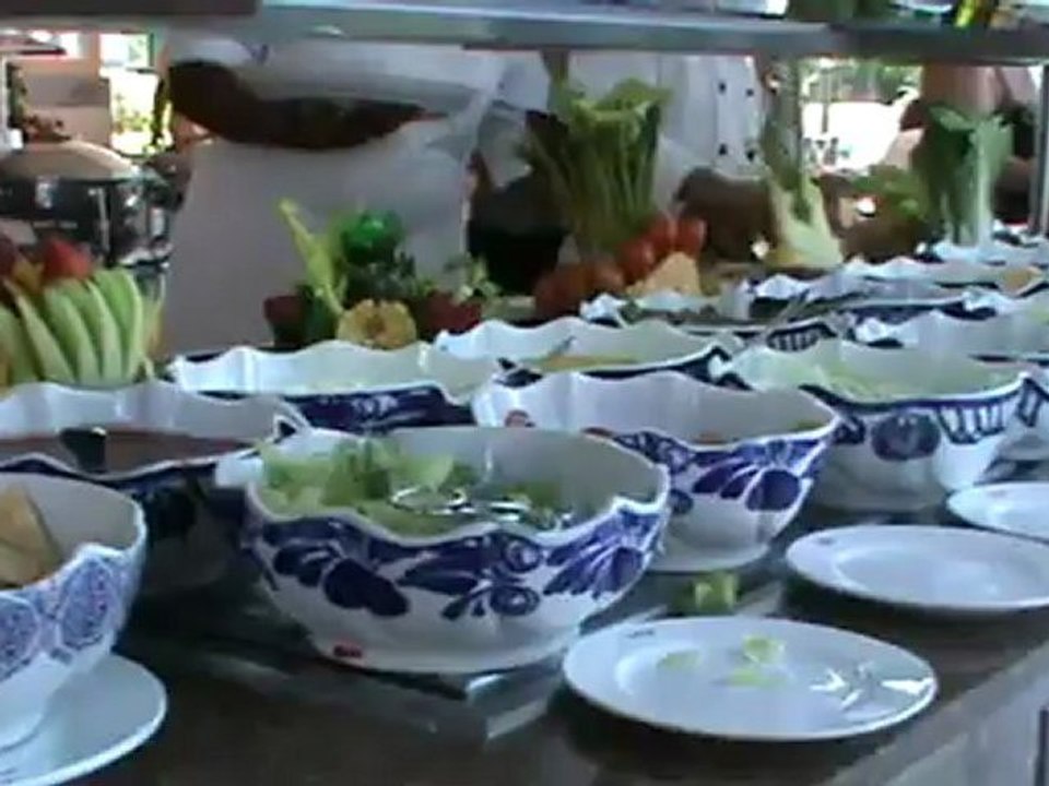 Jameika RIU Palace Tropical Bay Hotel Mittagessen nähe Strand Muscheln Suppe