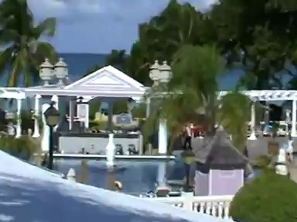 Jameika RIU Palace Tropical Bay Pool Strand Blick von oben Rezeption