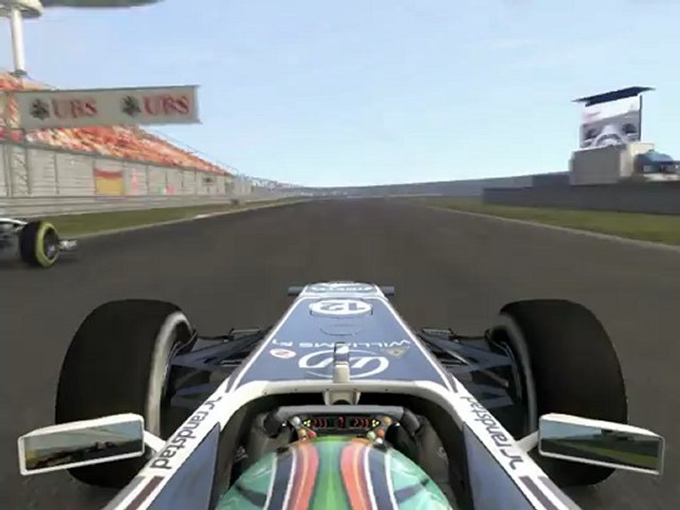 F1 2011 - GP de Chine - Kier vs Barrichello (3) et Alguersuari (2) (onboard)