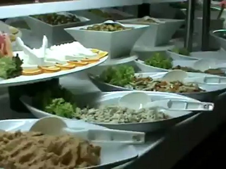 Tuerkei Hotel Terrace Beach Resort Buffet Kumkoey  Side Hubert Fella Bilder Film