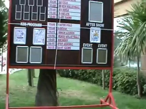 Tuerkei Hotel Terrace Beach Resort Pool kleine junge Katze Kumkoey Side Hubert Fella Bilder Film