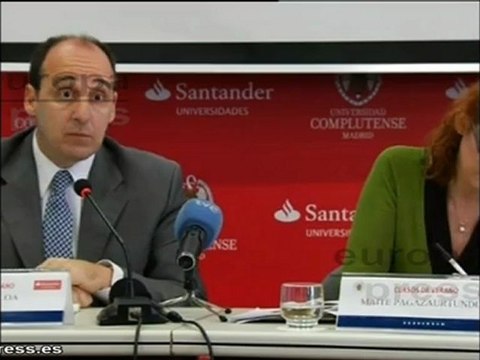 Increpan a Wert en los cursos de verano de El Escorial