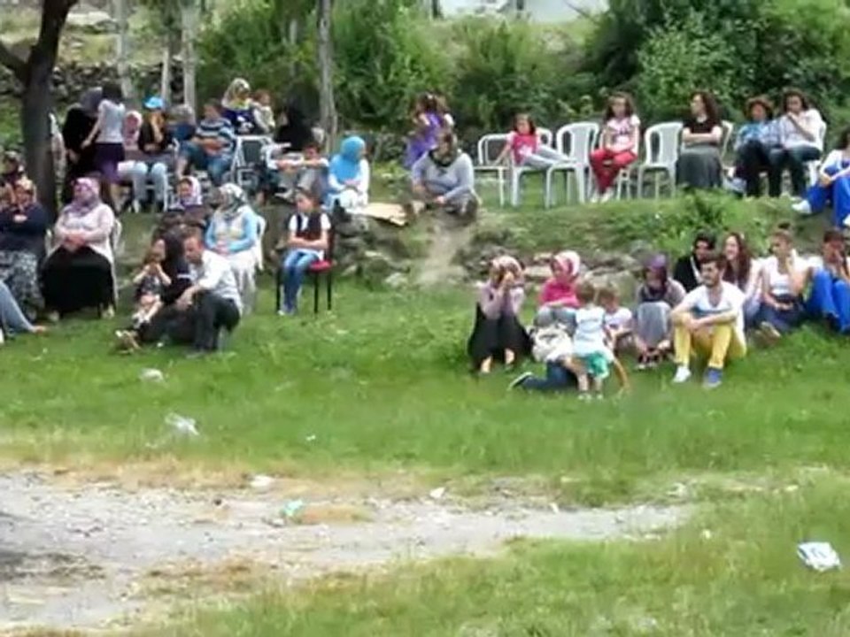 hanefi köyü gelenksel düğün(adem siviş) -Başpehlivanlık Final Güreşi