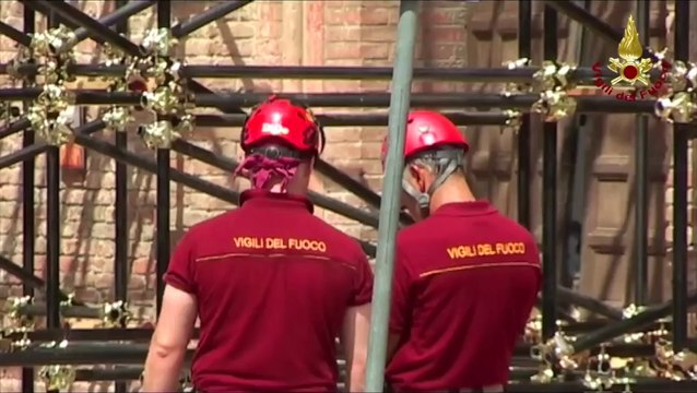 Mirandola (MO) - Messa in sicurezza facciata chiesa San Francesco (30.06.12)