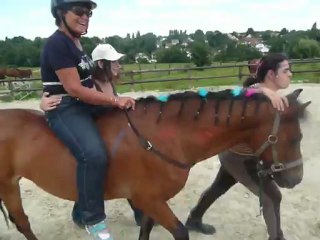 Elise fait monter sa Maman 1er juilllet 2012