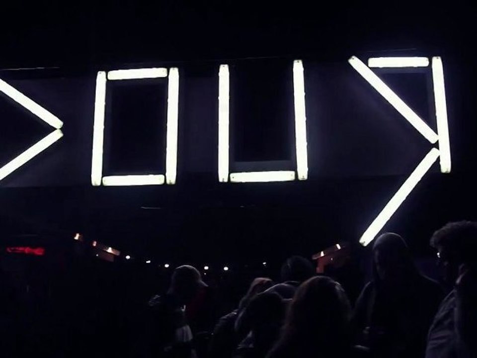 TEASER DOUR 2012 (Scène de bain)