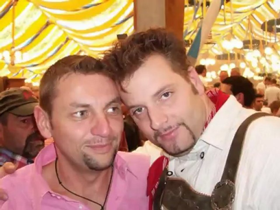 Oktoberfest 2005 Gayzelt 1.Sonntag Hubert Fella www.Gayholiday.de