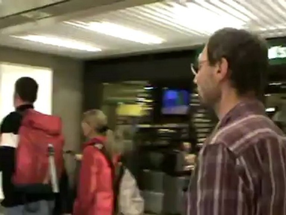 Flughafen Frankfurt MC Donald Untergeschoss und Airparks Bilder Fotos www.Fella.de