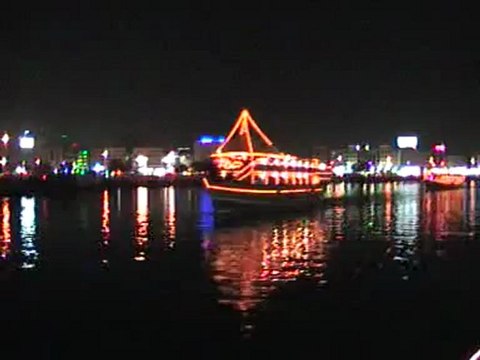 Dinner Dhow Cruises Dubai Creek VIP-Reisen.de