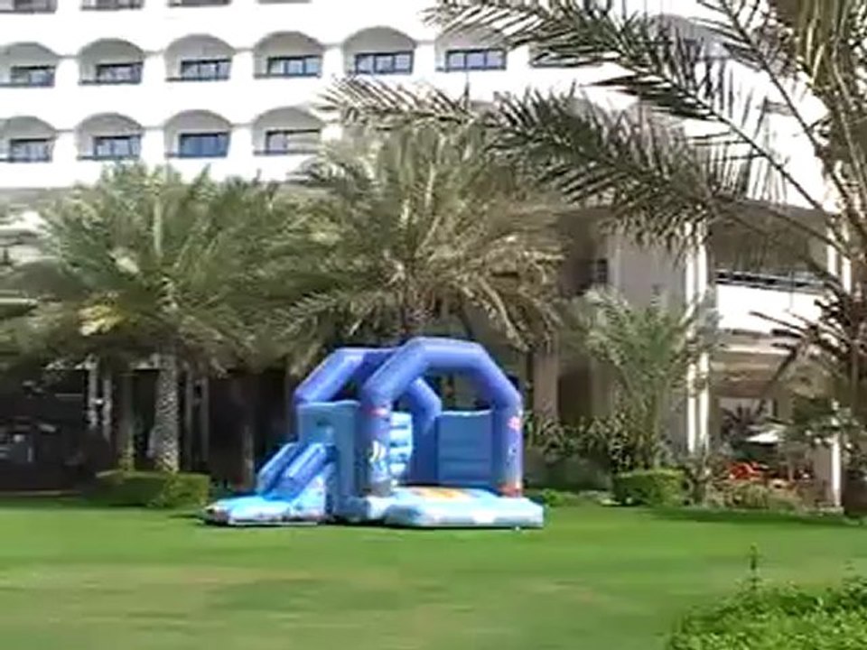 Hotel Kempinski Ajman Pool Schwimmbad Strand Luxushotel Emirate Strandhotel Luxushotel