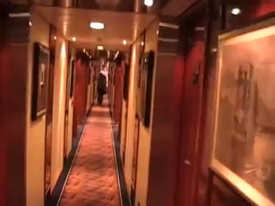 TUI Premicon Queen Junior Suite Flusskreuzfahrten 6 Sterne Schiff Donau Mai Rhein