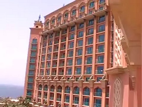 Dubai Atlantis Hotel The Palm auf der Pallme von aussen VIP-Reisen.de