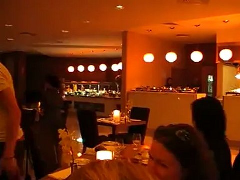 Abu Dhabi Hotel Radison Blu Buffet Formel 1 Rennbahn Fella.de