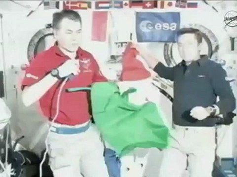 [STS-134] Flight Day 8 Highlights (p2)