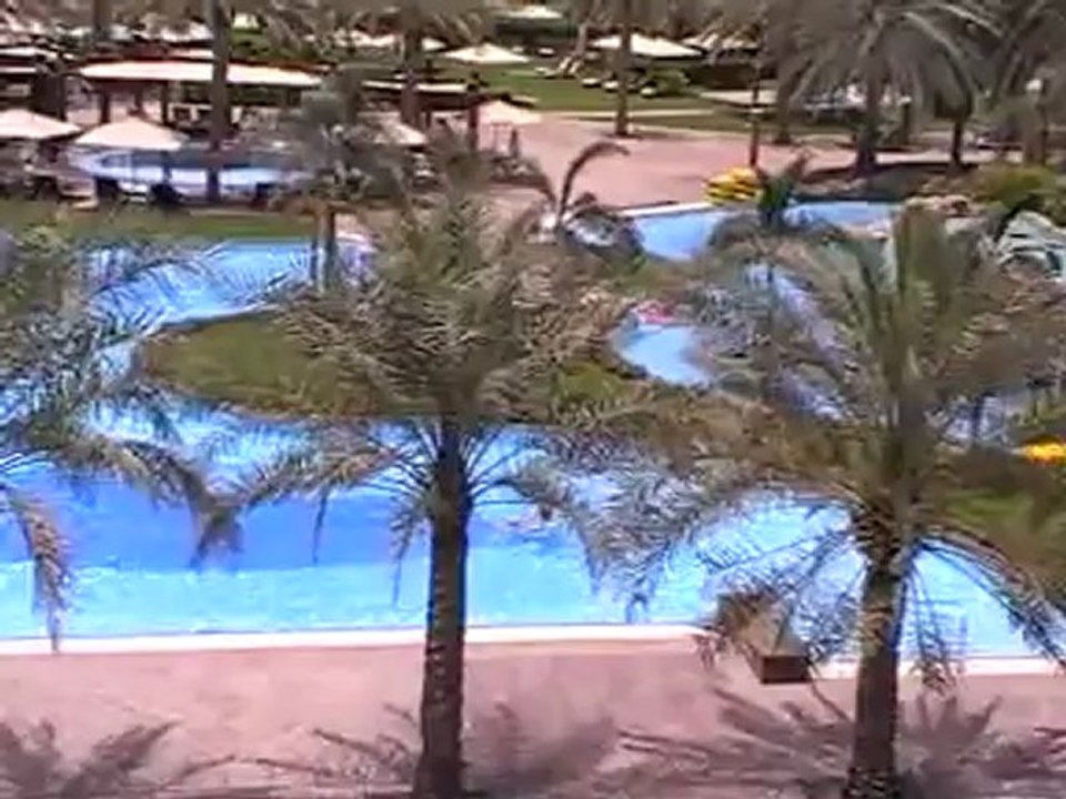 Hotel Emirates Palace Abu Dhabi Pool Schwimmbad Luxushotel Strandhotel 5,5 Sterne