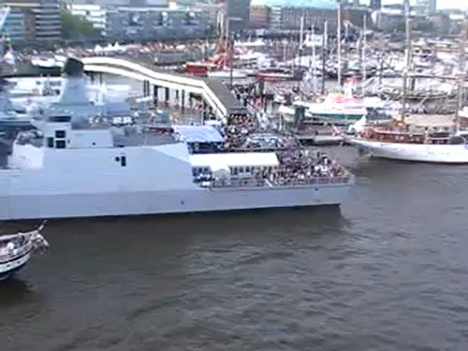 TUI Cruises Mein Schiff 2 Hamburg Hafen Hafengeburtstag