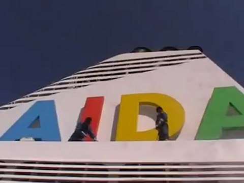 AIDAcara Hamburg Hafen Hafengeburtstag 06.05.2011