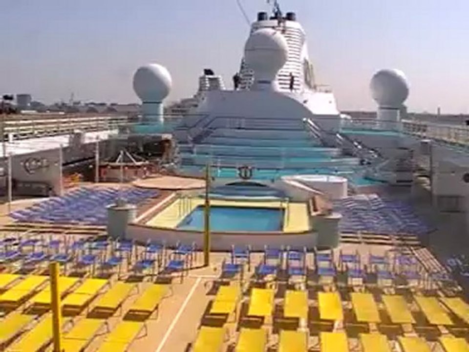 AIDAcara Hamburg Hafen Hafengeburtstag 06.05.2011