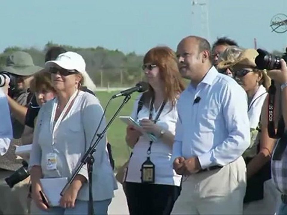 [STS-135] TCDT - Launch Pad Q&A Session
