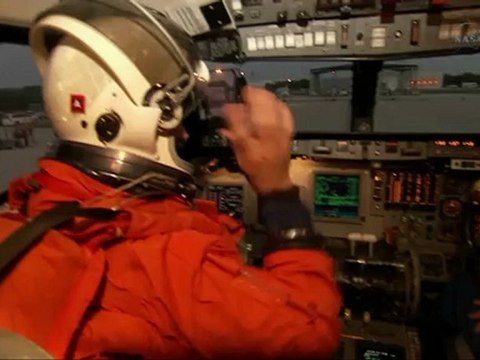 [STS-135] TCDT - Practising Shuttle Landings in Shuttle Training Aircraft