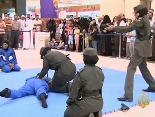 تخرج دفعة من الشرطة النسائية في أبو ظبي