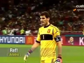 Euro 2012 : Quand Casillas demande à l&#039;arbitre d&#039;épargner l&#039;Italie