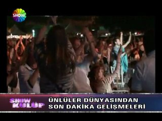Tuğba Ünsal konserde böyle dağıttı