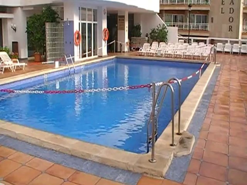 Tryp Bellver  Palma De Mallorca, Mallorca: Palma Pool und Ausblick Fotograf Hubert Fella Film Video