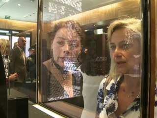 Louis Vuitton opens it's first boutique in Place Vendome