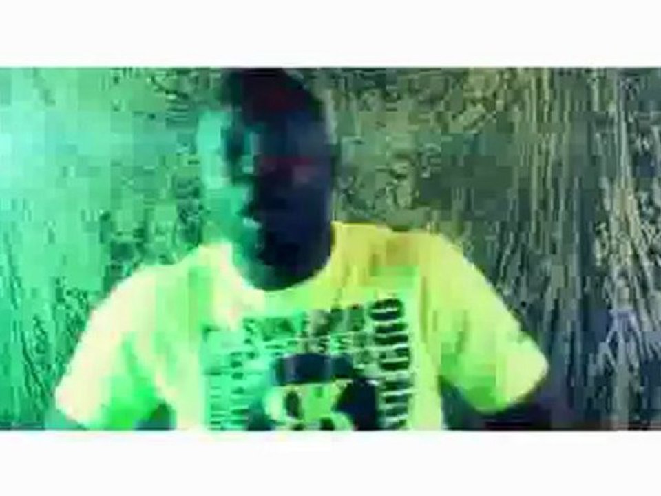 Tissonegro feat Mr. Muff - Mon coeur te réclame (CLIP OFFICIEL)