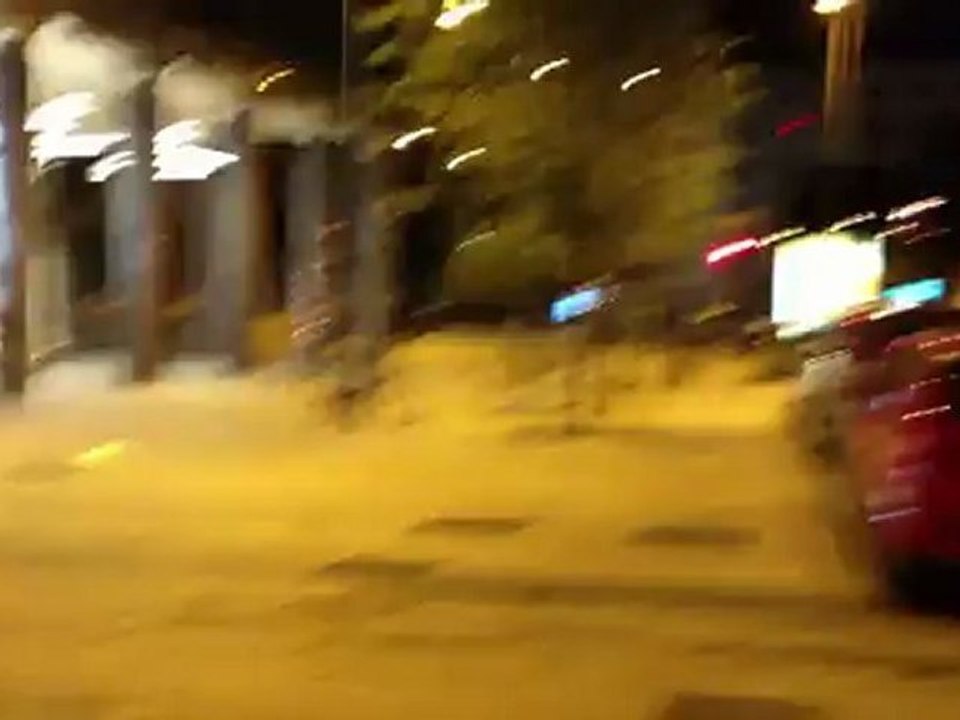 Videotest iPhone 4S (per confronto con Nokia 808 PureView di notte)