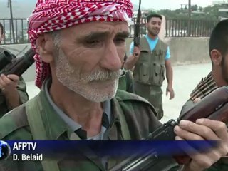 Sirios se escudan en castillo