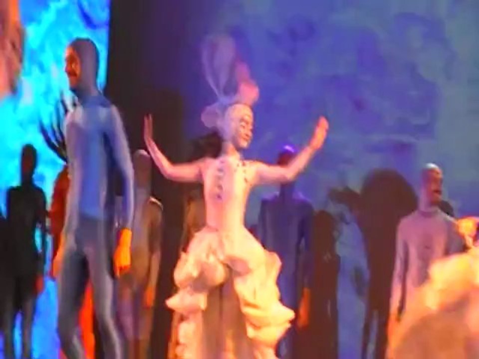 TUI Mein Schif Aqua Show TUI Cruises Kiel Hafen Hubert Fella Ostsee Kreuzfahrten