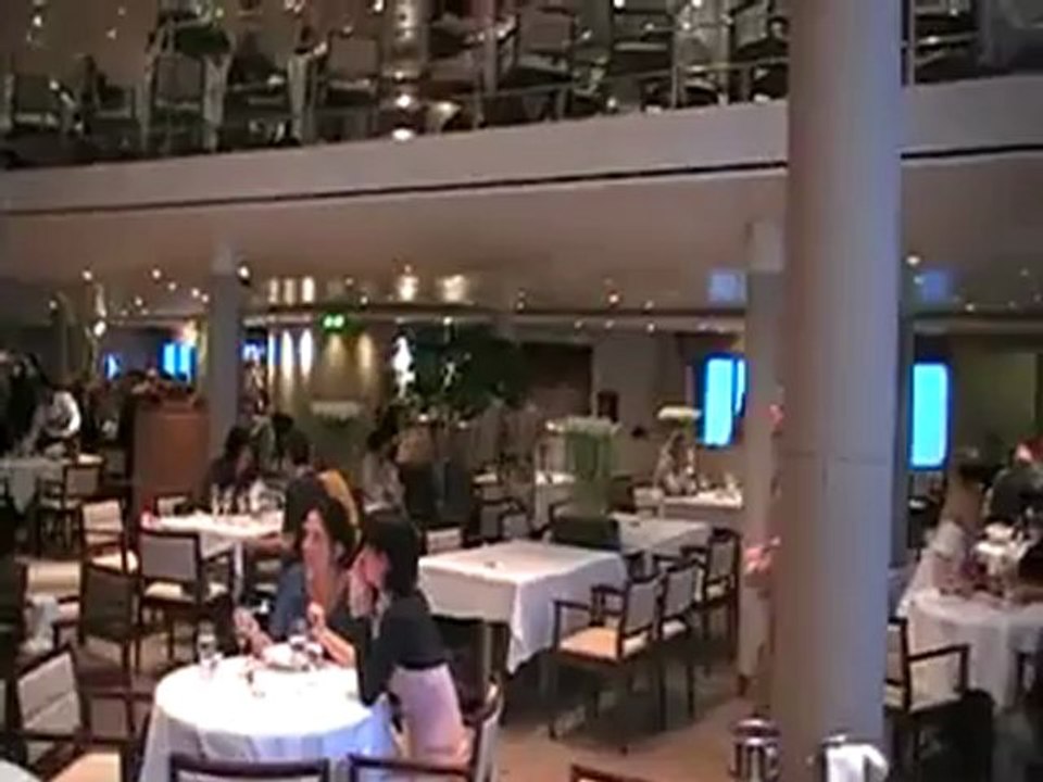 TUI Mein Schiff von TUI Cruises Kiel Hafen Hubert Fella Ostsee Kreuzfahrten