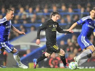 Patrick Kluivert: Barcelona will damage Chelsea at the Nou Camp