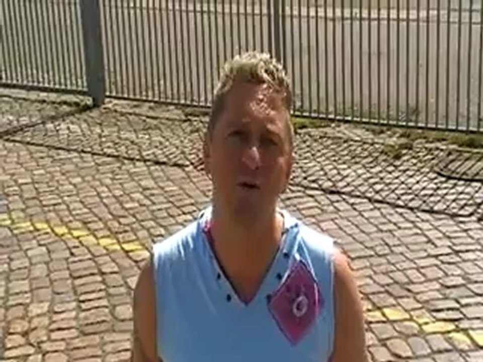 MOV04F