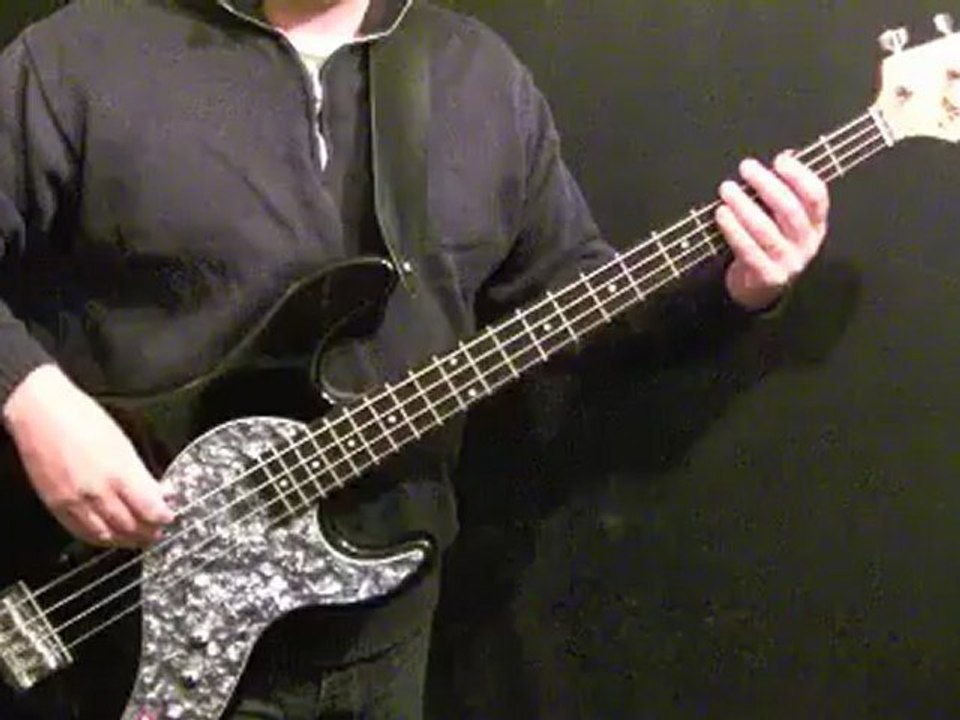 How To Play Bass To California Girl
