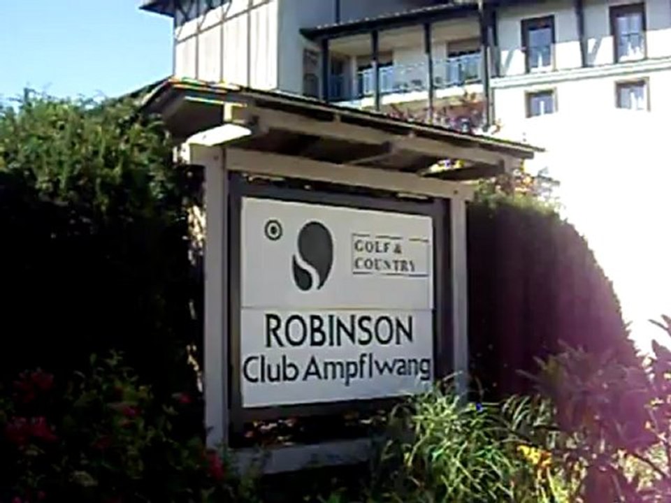 Robinson Club Ampflwang Oesterreich von aussen