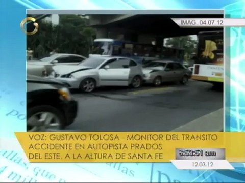 Accidente en la autopista Prados del Este genera retraso vehicular