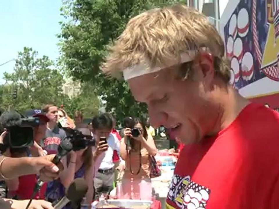 15 Hamburger in zehn Minuten - zum US-Nationalfeiertag