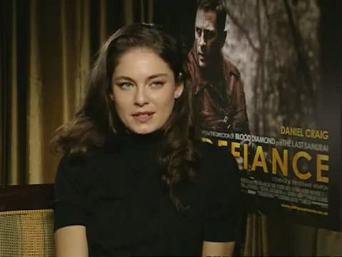 Alexa Davalos on Defiance